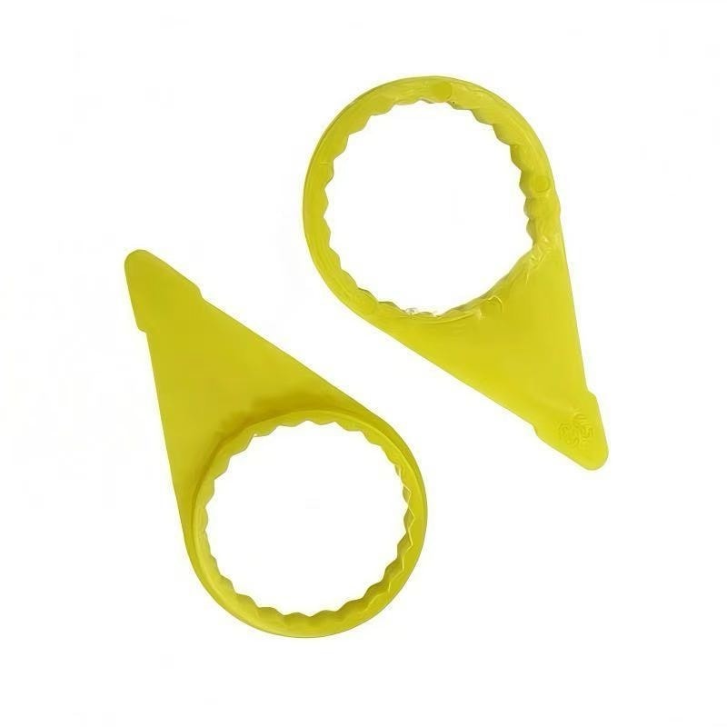 Yellow wheel nut indicator pair